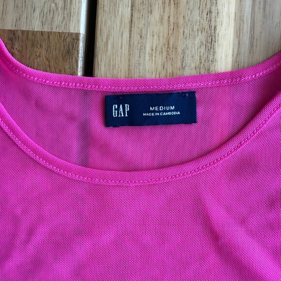 GAP Mesh Crop T-Shirt Bright Pink M - Picture 2 of 3